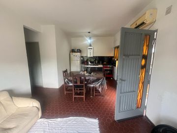 CASA EN BARRIO SALADILLO