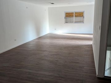 Venta Galpón 750 m2 en Villa Ortuzar