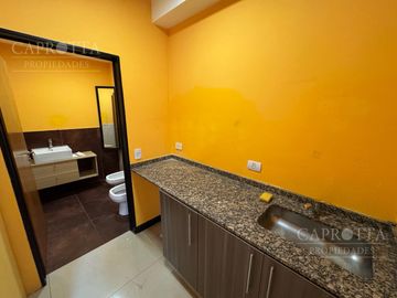 Local comercial en alquiler en Villa Devoto 570 metros cubiertos