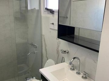 2 Amb, Palermo, Av.Santa fe, reciclado a nuevo, muy luminoso, cocina indpte