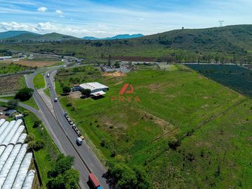 Terreno Industrial en Venta en Acatlán de Juárez frente a Autopista Macrolibrami