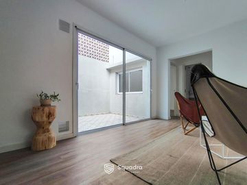 VENTA | PERMUTA - Casa de pasillo 2 dormitorios, 2 patios y terraza - Barrio Lourdes, Rosario.