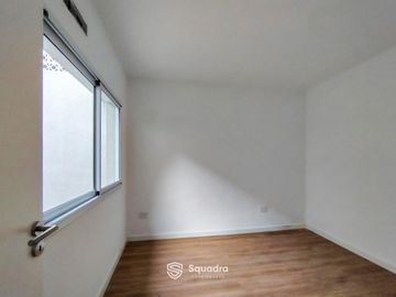 VENTA | PERMUTA - Casa de pasillo 2 dormitorios, 2 patios y terraza - Barrio Lourdes, Rosario.