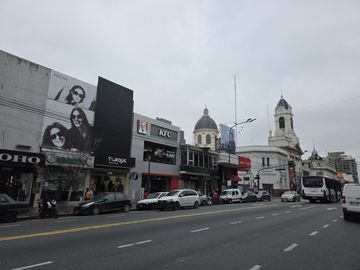 Local - alquiler - Flores