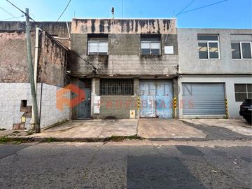 Galpón en Florida Belgrano-Oeste