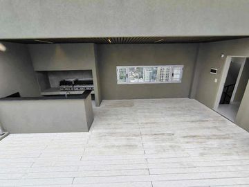 Departamento de categoria de 2 ambientes en Lanús Este