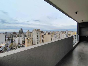Departamento de categoria de 2 ambientes en Lanús Este