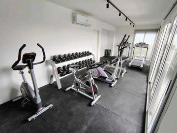 Departamento de categoria de 2 ambientes en Lanús Este