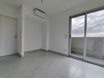 Departamento de categoria de 2 ambientes en Lanús Este