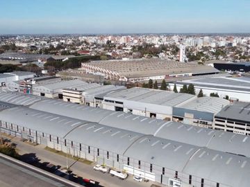 Alquiler Nave industrial de 1.893 m2 en Parque Industrial Morón - Haedo
