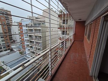 Departamento - 3 Amb.  75 mts  Piso 7 