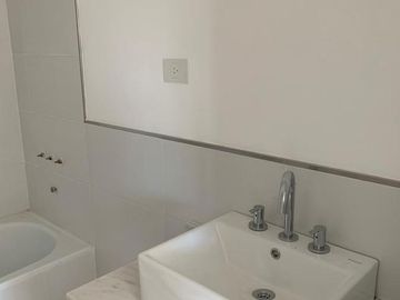 Departamento en venta en Nordelta, Jardines del Palmar.