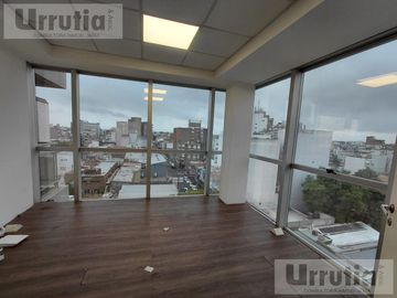 OFICINAS -MORON PREMIUM-CON COCHERA Y BAULERA