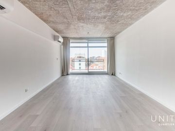 Loft en alquiler tradicional u oficina con vista al rio. Distrito Quartier, Retiro.
