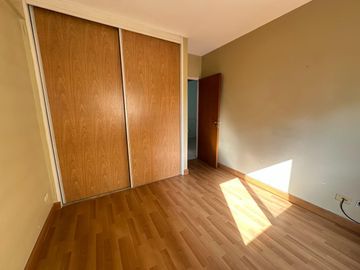 Departamento 2 Ambientes Luminoso en Venta en Flores