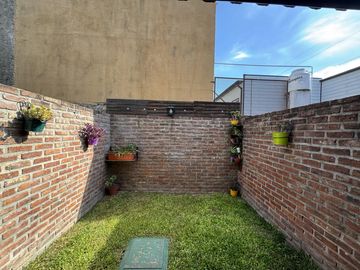 Duplex de tres ambientes en Ituzaingó