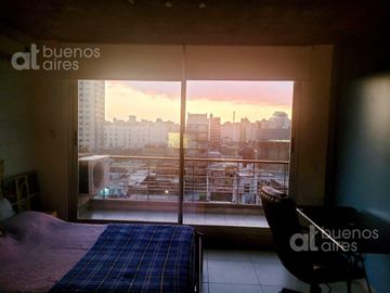 Monoambiente con balcón y amenities en alquiler temporario en Monserrat