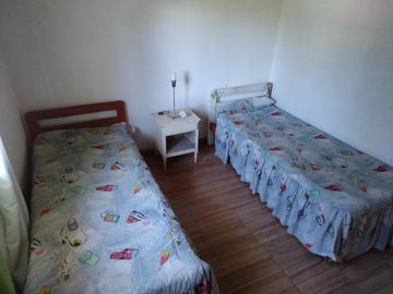 VENTA CASA QUINTA 4 AMBIENTES PARADA ROBLES