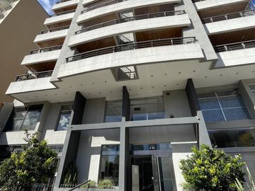 Departamento monoambiente en alquiler en Lanús Este