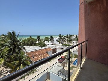 Departamento en Venta en Chicxulub Puerto a 50 m de la playa