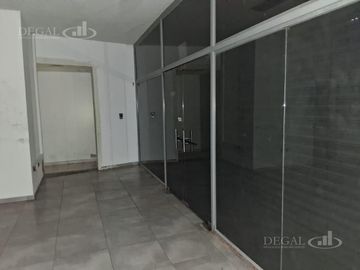 Depósito - Local - Constitución