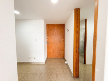 Departamento en renta en la  Del Valle, semi amueblado