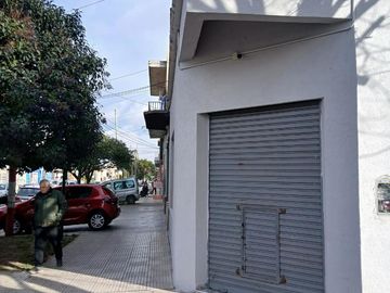 Alquiler. Local 40 m2 en Caseros
