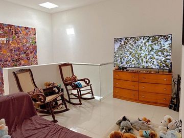 Casa de Lujo en Venta con Amplio Jardín y Alberca | Montes de Amé, Mérida