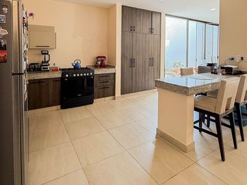Casa de Una Planta en Venta en Temozón Norte, Mérida