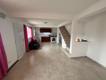 Departamento de 3 ambientes en alquiler en La Plata