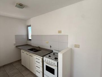 Departamento de 1 dormitorio en Alquiler en Calle 72 e/ 24 y 25