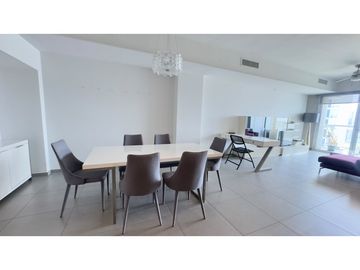 Venta de apartamento en PH Yacht Club Tower | Avenida Balboa