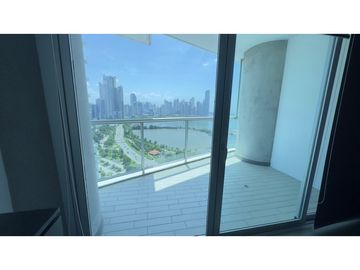 Venta de apartamento en PH Yacht Club Tower | Avenida Balboa