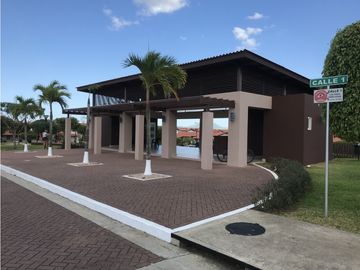 CHORRERA / ARBOLEDAS / LOS PINOS / 3 HABITACIONES / 180 M2 / TERRAZA