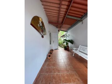 CASA EN VENTA COLINAS BOULEVARD VILLA LUCRE