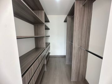 APARTAMENTO EN ARRIENDO EN ENVIGADO SECTOR CAMINO VERDE