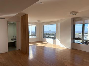 3 ambientes en torre 
