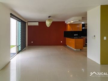 Casa en Renta en Coto Altamira, Av. Aviación, San Juan Ocotan, Zapopan, Jalisco