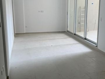 VENTA PALERMO 4 AMB CON DEPENDENCIA , PATIO CON PILETA PROPIA, FULL AMENITIES