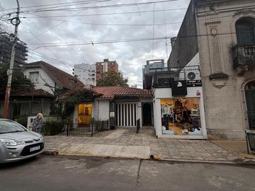 Oficina en 1er piso con balcón al frente en alquiler - Quilmes