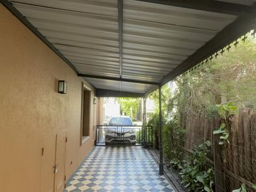 Casa en condominio con seguridad 24 hs en Gobernador Udaondo 4100