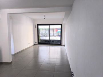 Departamento 3 ambientes en alquiler - Liniers
