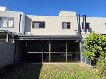 Duplex en Chacras del Norte 3 dormitorios