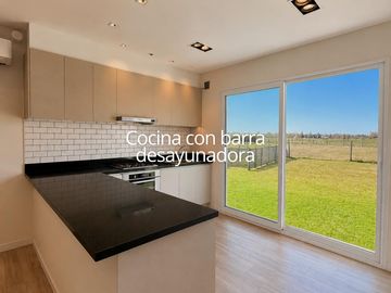 CASA 4 AMBIENTES EN VENTA, SAN SEBASTIAN, ESCOBAR