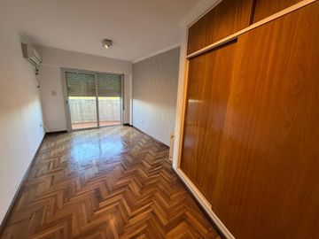 Piso Alto Excelente vista, a metros de Plaza España!!!
