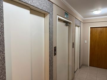 Piso Alto Excelente vista, a metros de Plaza España!!!