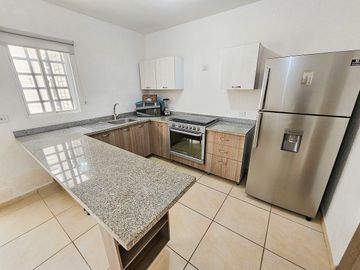 Casa en Venta · NONI · 3 Recámaras · Jardines del Sur 4 · Alberca · Seguridad