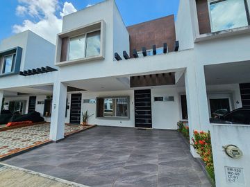 Casa en Venta · NONI · 3 Recámaras · Jardines del Sur 4 · Alberca · Seguridad