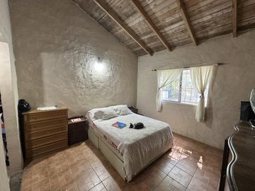 Casa Quinta en Venta de 3 dorm. Gran parque verde con pileta y quincho. Los Cardales, Santa Brigida