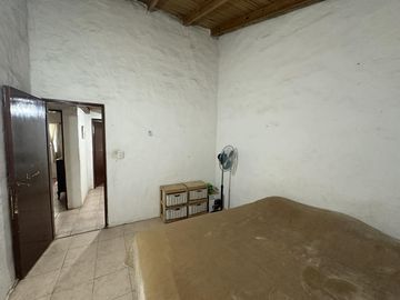 Casa Quinta en Venta de 3 dorm. Gran parque verde con pileta y quincho. Los Cardales, Santa Brigida